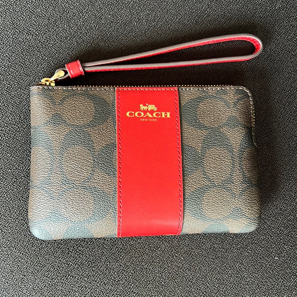 NEW Coach Corner Zip Wristlet in Signature Canvas Leather